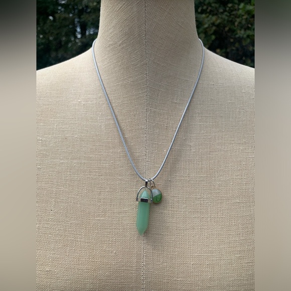 Handmade Jade Resin Dagger Crystal Amulet Necklace & Oval Enamel Charm - Picture 5 of 8